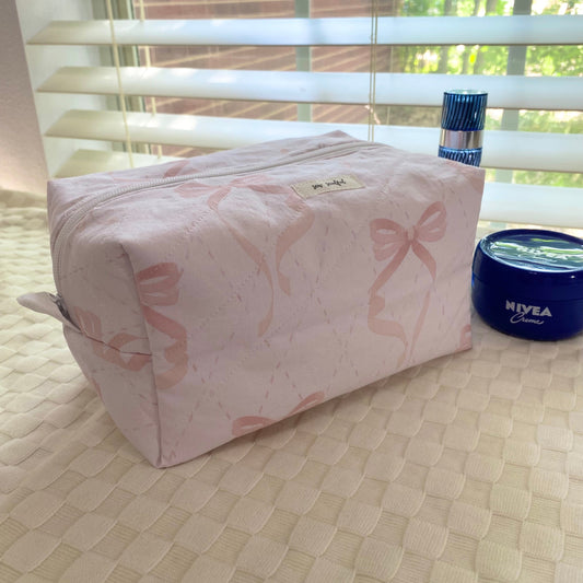 The Bow-Peep Makeup Bag