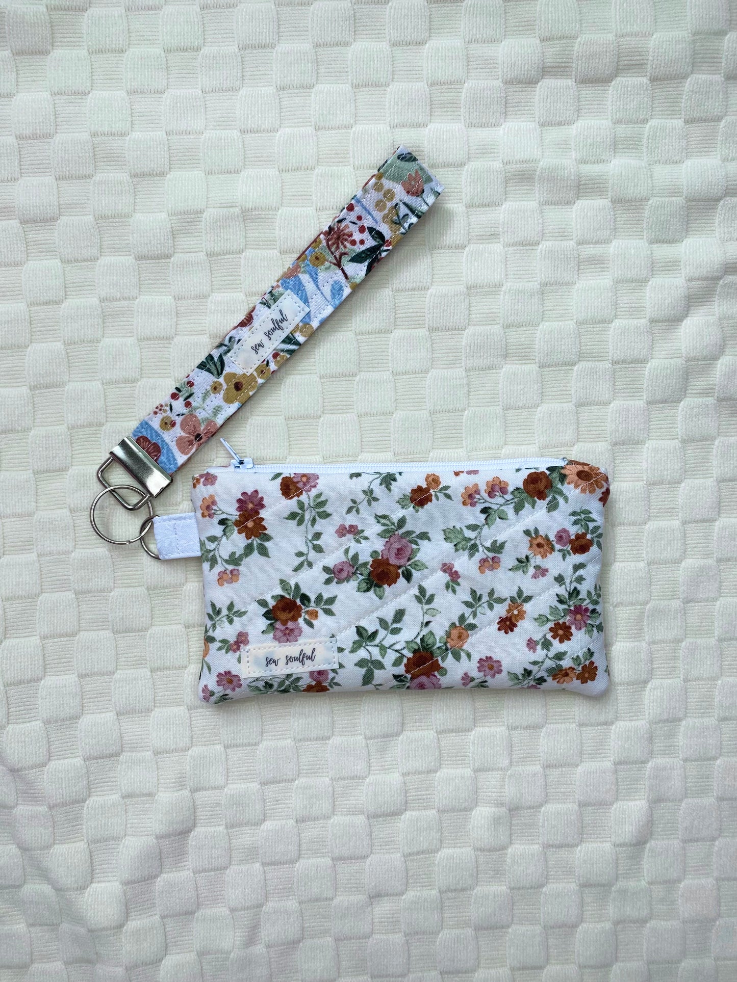 The Juniper Wallet Keychain