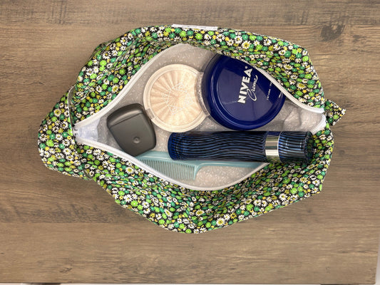 The Daisy Dreams Makeup Bag