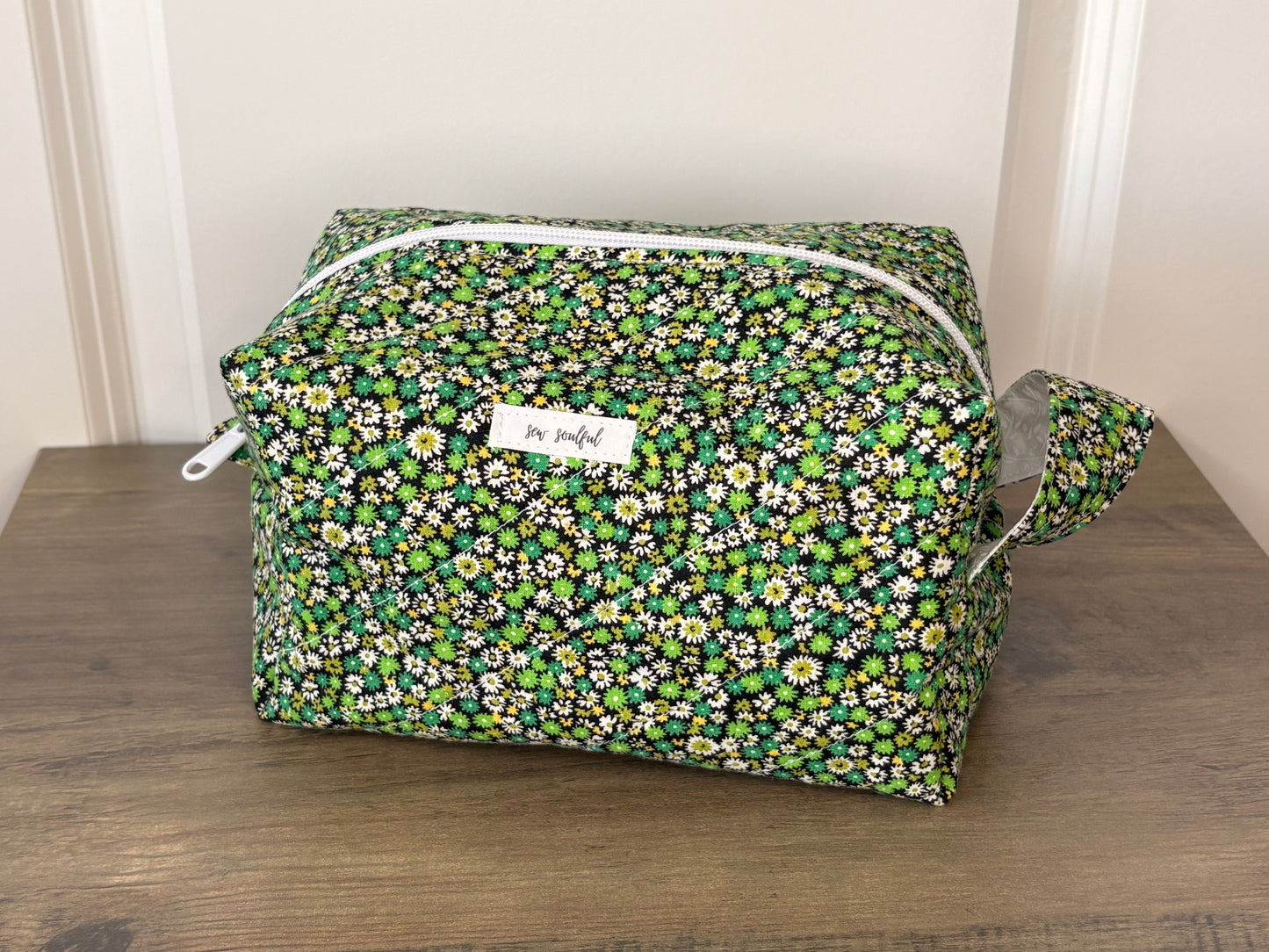 The Daisy Dreams Makeup Bag
